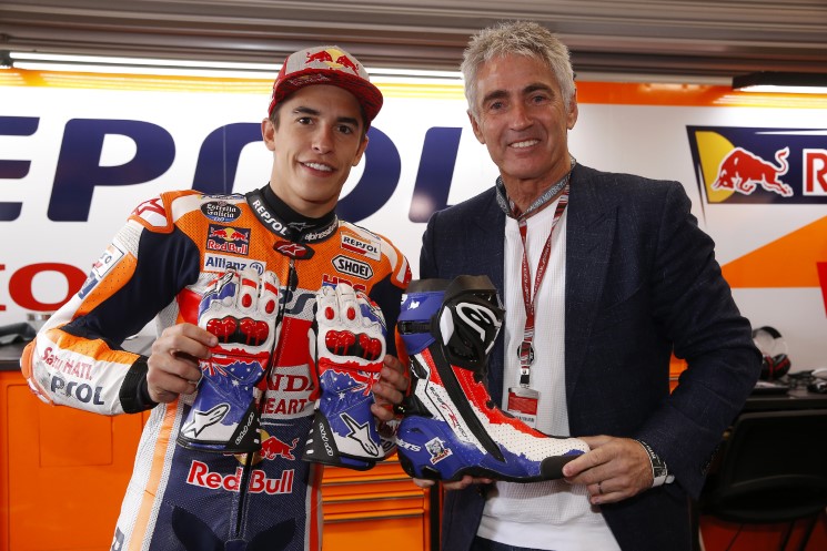 marc-marquez-y-mick-doohan.jpg