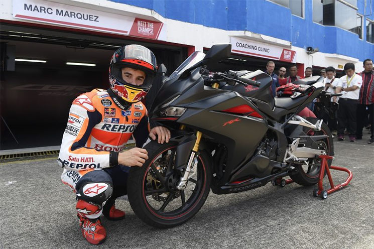 marc_marquez-cbr250rr-5.jpg