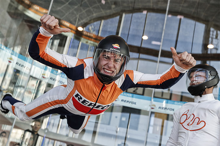 marcmarquez-fly.jpg
