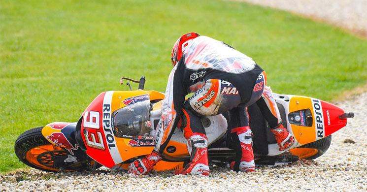 /marcmarquez-motogp-2017-caida.jpg