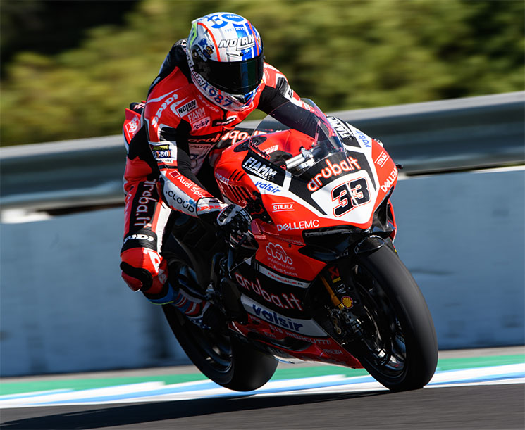 marco-melandri-sbk-2018.jpg