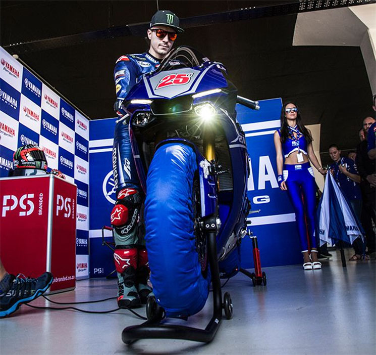 maverick viales yamaha r1