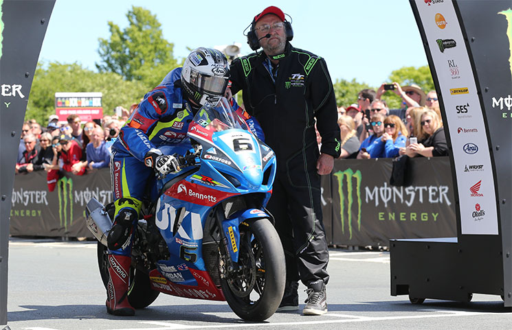 michael-dunlop-2017-tt.jpg