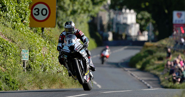 michael-dunlop-2017tt.jpg