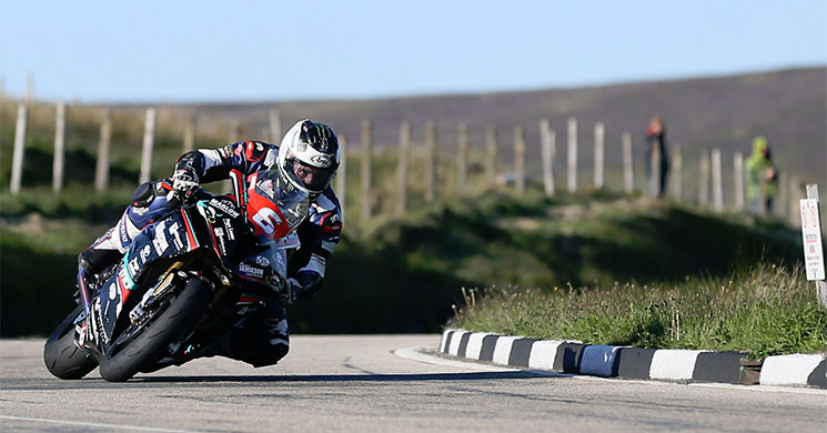 /michael-dunlop-tt2016.jpg