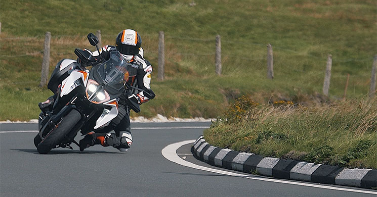 isla de man ktm 1290 super duke gt