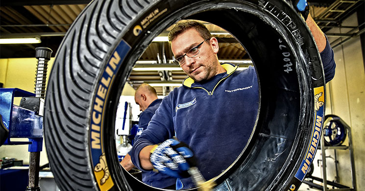 michelin-motogp-rain.jpg