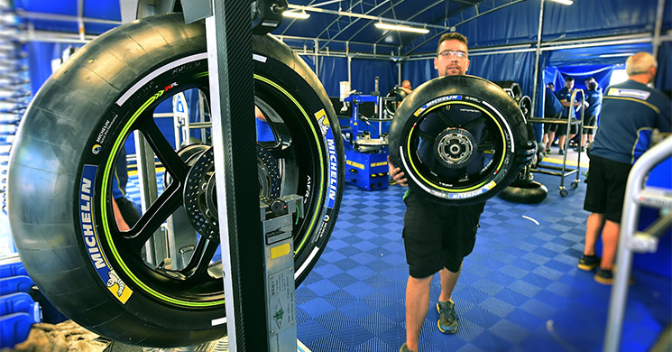 michelin-motogp-tyre.jpg