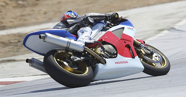 moto.jpg