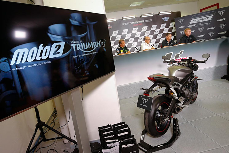 moto2-triumph.jpg