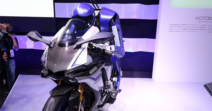 motobot-yamaha-3.jpg