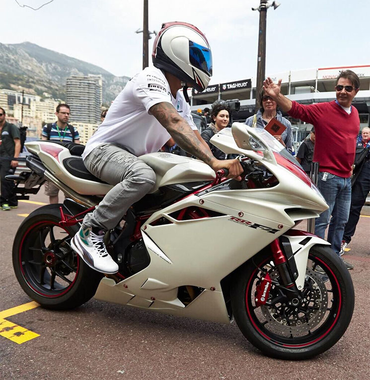 mvagusta-hamilton-2.jpg