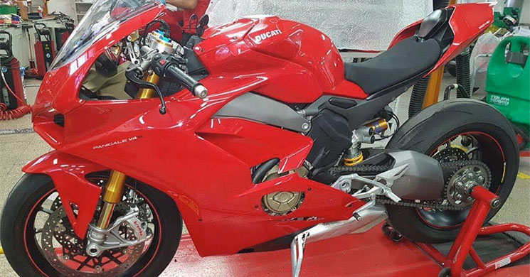 /panigale-v4-s.jpg