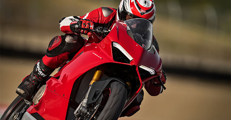 /panigalev4-ducati.jpg