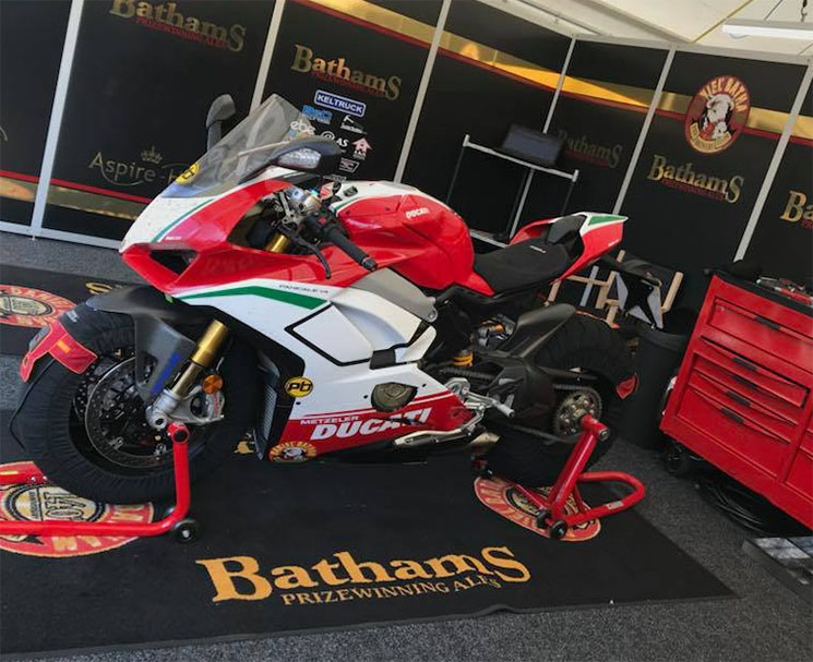 ducati panigale v4 specieale