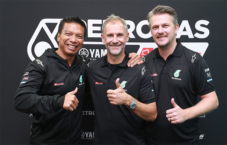 petronas-yamaha.jpg
