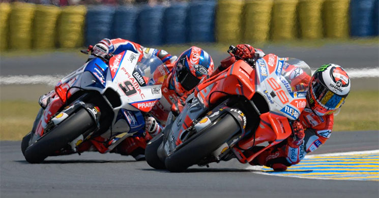 petrucci-lorenzo-2018motogp.jpg