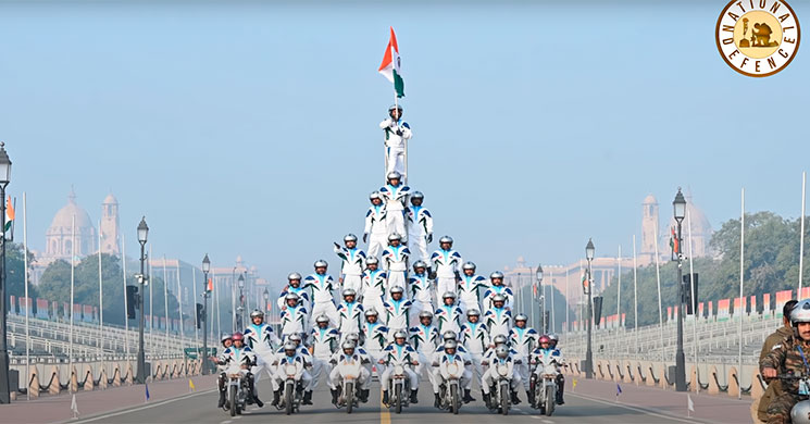 piramide motos