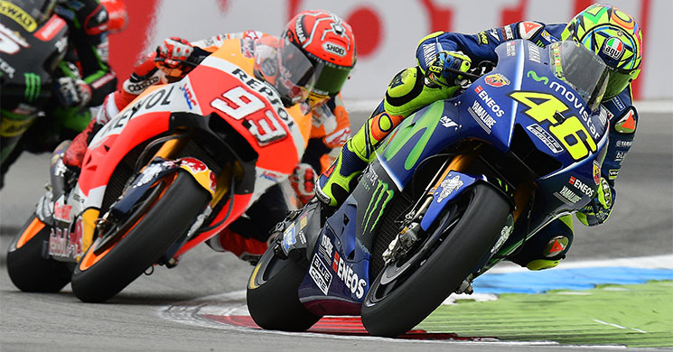 rossi-marquez-motogp-assen.jpg