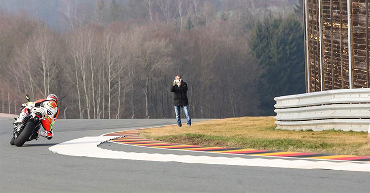 /sachsenring-curva-11-2.jpg