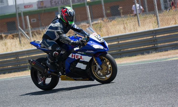 sergio-contreras-race-2.jpg