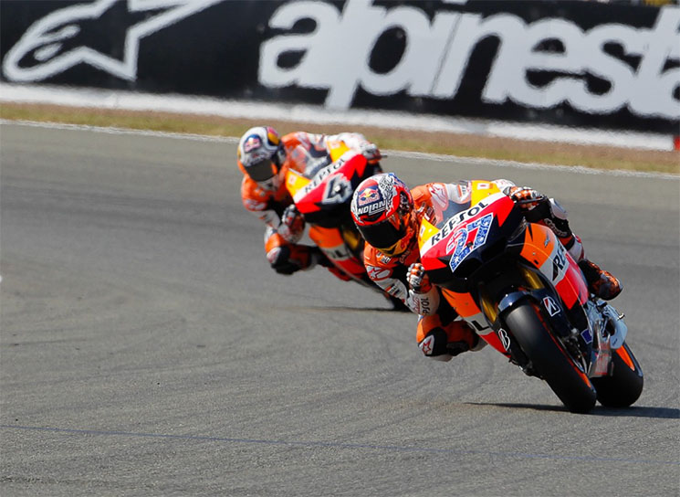 stoner-dovizioso-2011.jpg