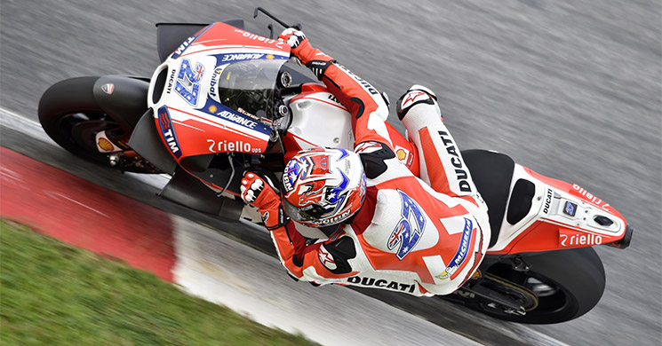 stoner-ducati2016-2.jpg