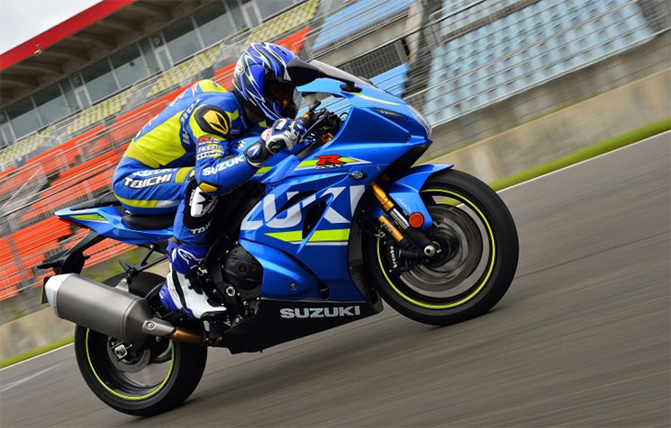 suzuki-gsxr-1000-2017-3.jpg