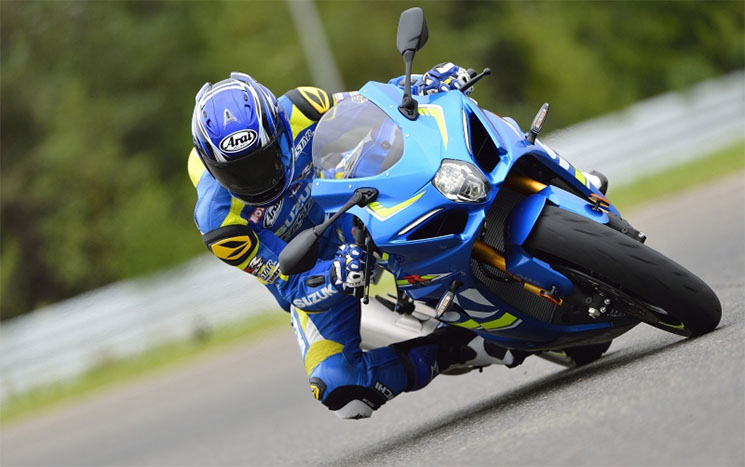 suzuki-gsxr-1000-2017-8.jpg
