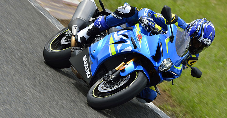 suzuki-gsxr-1000-2018.jpg