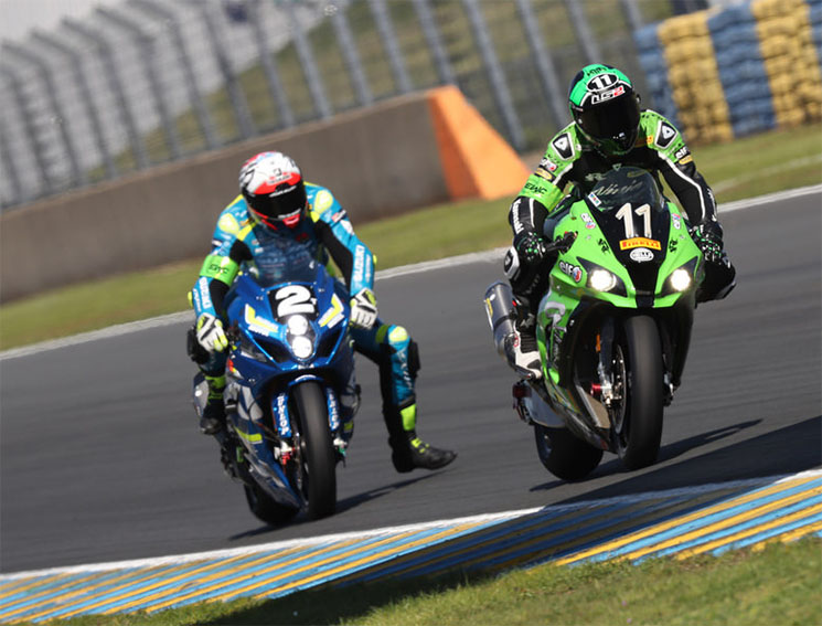 /team-src-kawasaki-201.jpg