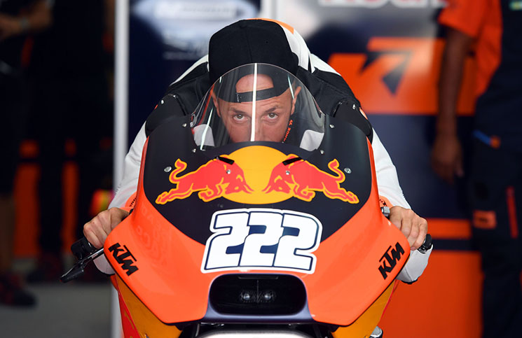 tony-cairoli-ktm-motogp-3(1).jpg