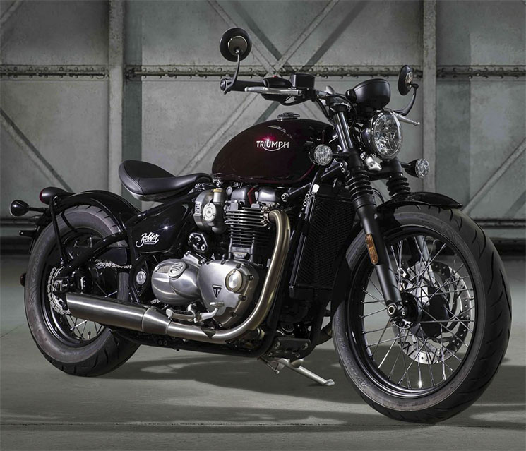 triumph-bobber-2017-3.jpg