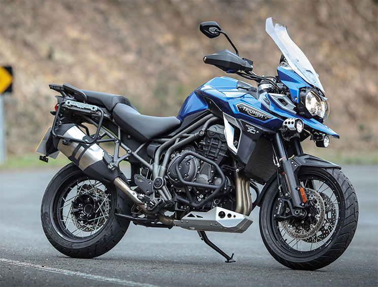 /triumph-explorer-2016-2(1).jpg