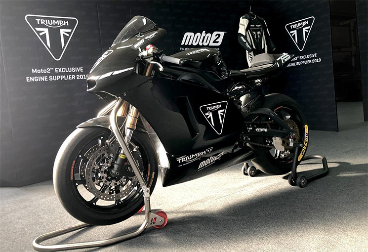 triumph moto2