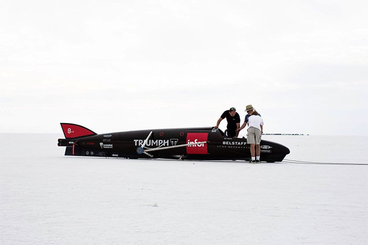 triumph-streamliner-guy-martin