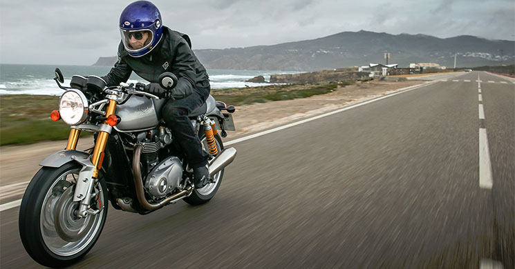 /triumph-thruxton-r-2016-2.jpg