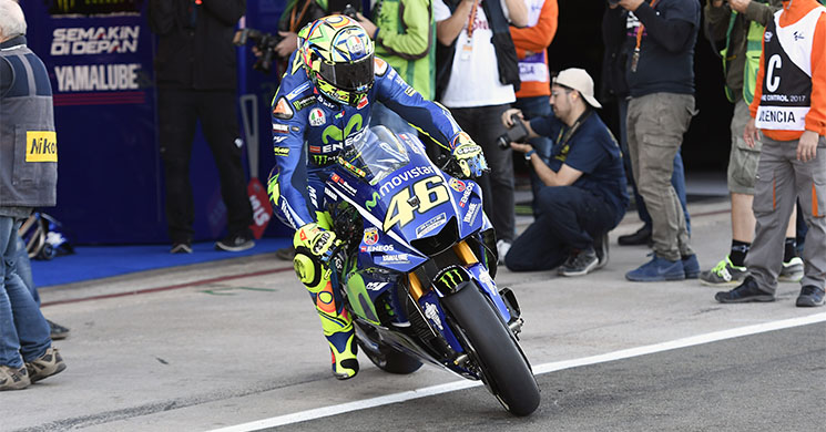 16 La retirada de los grandes del motociclismo valentino rossi se despidio
