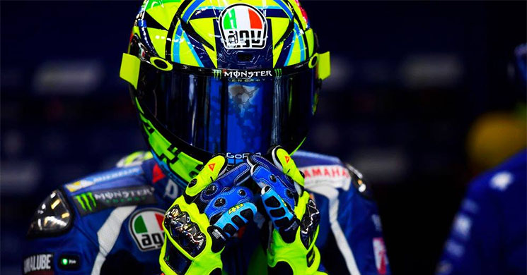 valentino-rossi-casco-2016.jpg