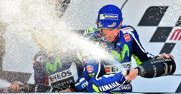 valentino-rossi-podio.jpg