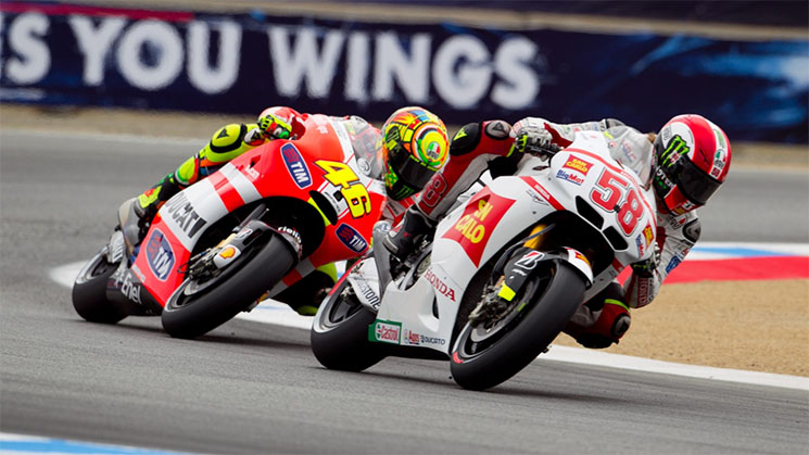 /valentino-rossi-simoncelli-3.jpg