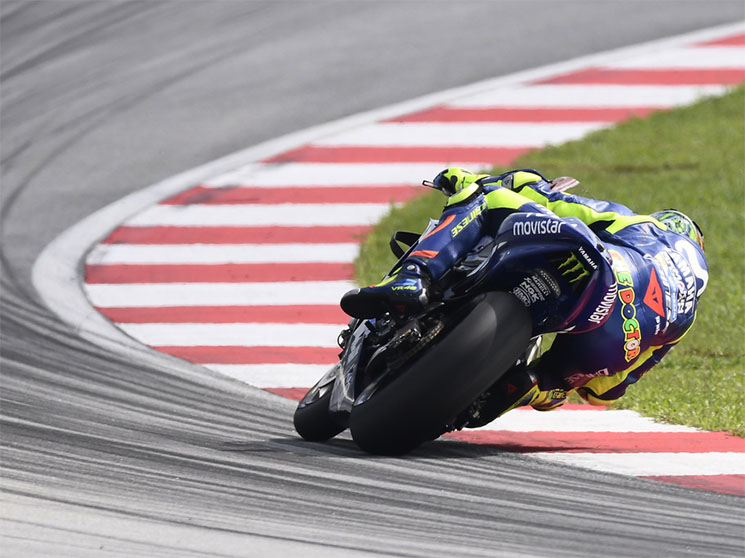 /valentinorossi-motogp-helmet-2018-346.jpg
