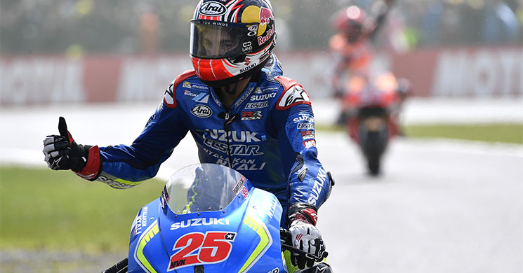 vi%C3%B1ales-silverstone-2016.jpg