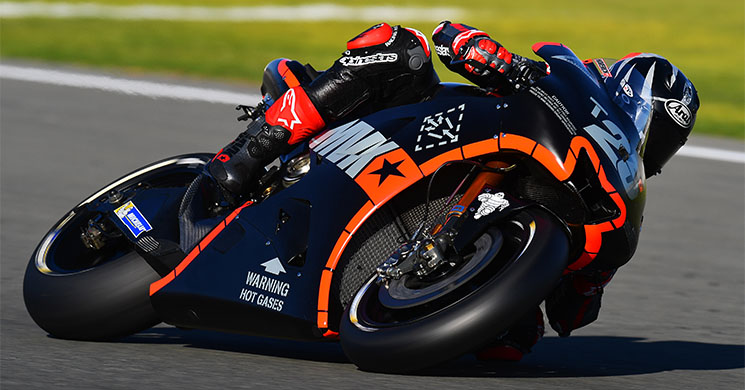 vi%F1ales-test-yamaha.jpg