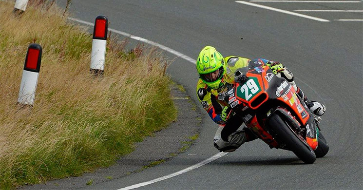 victor-lopez-manx-isla-man-2.jpg