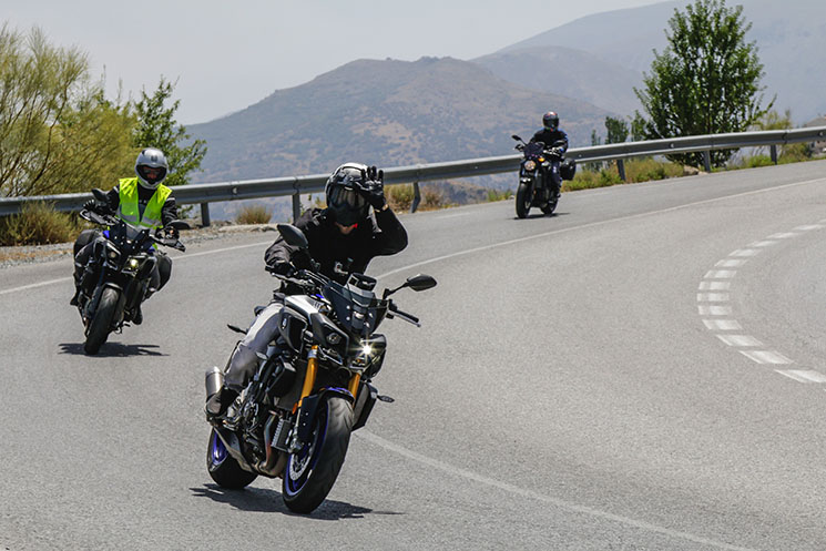 yamaha-mt-tour-3.jpg