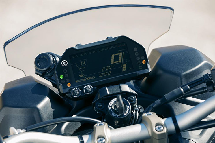 yamaha-niken