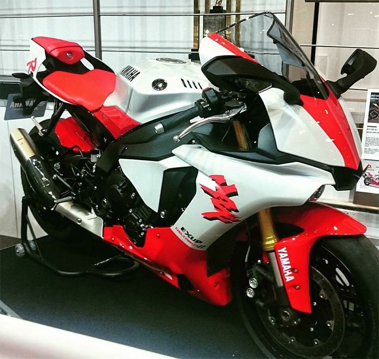 /yamaha-r1-20-aniversario-2017-3535.jpg