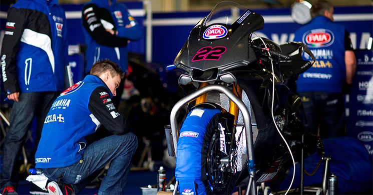 /yamaha-r1-sbk.jpg