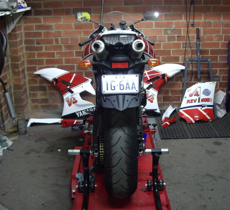 /yamaha-r6-yzr500-4.jpg